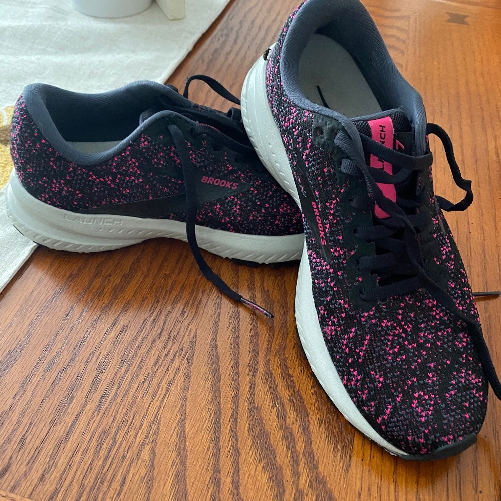 Brooks Speed Neural Launch tennis shoes
